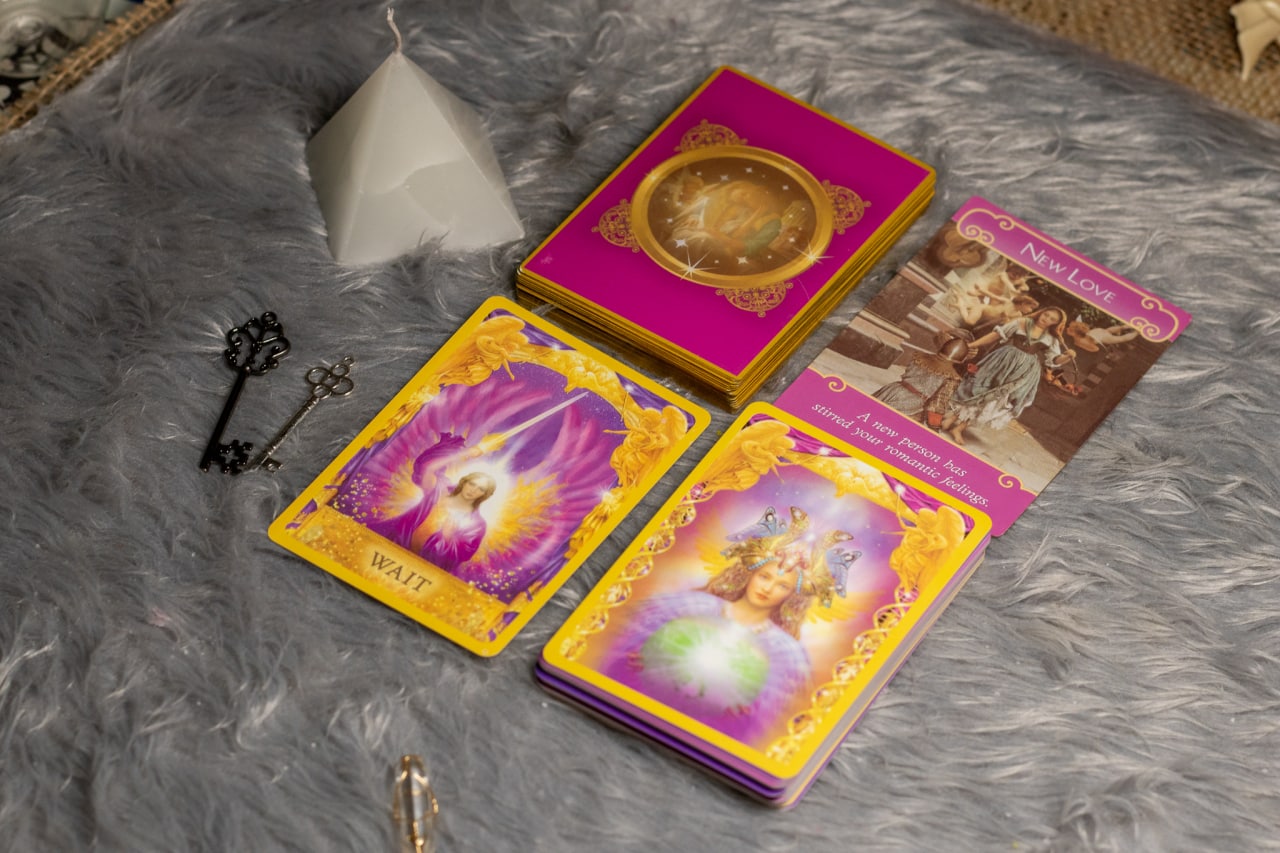 كورس بطاقات الملائكة