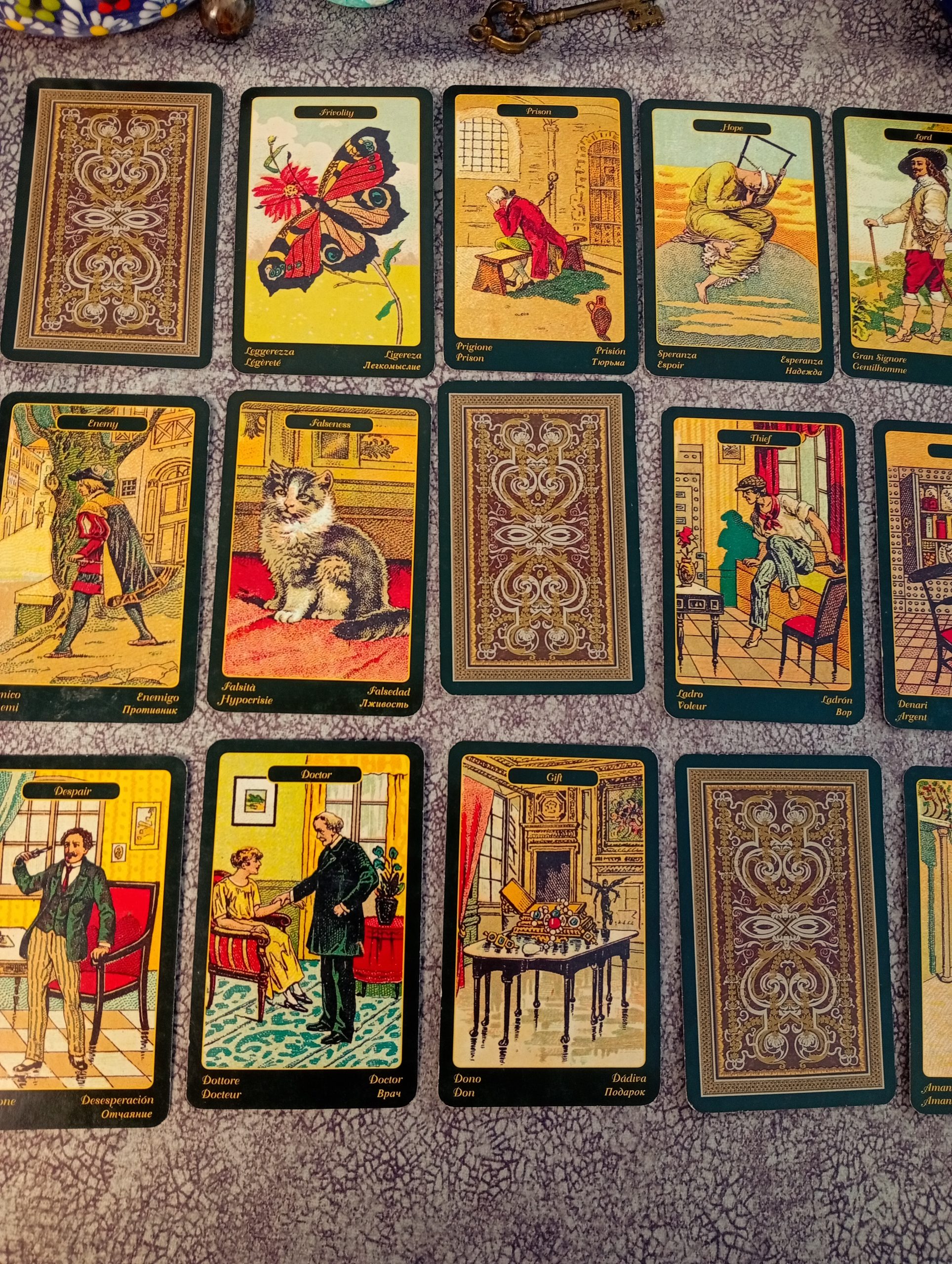 كورس التاروت الغجري