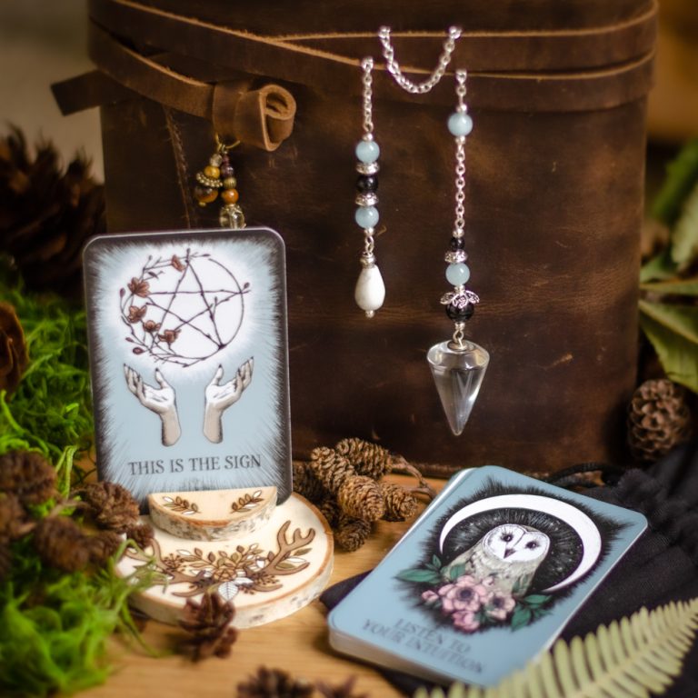Crystal-Ball-Oracle-Pendulum